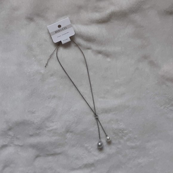 ☀️ 3/$15 ☀️ RW&CO. | Faux Two Pearl Drop Necklace - Picture 1 of 2